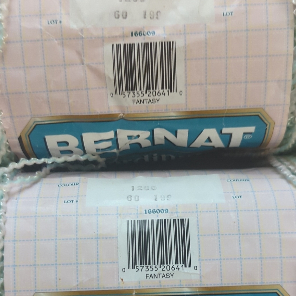 Bernat Baby Yarn; Green,White NWT - Picture 8 of 8